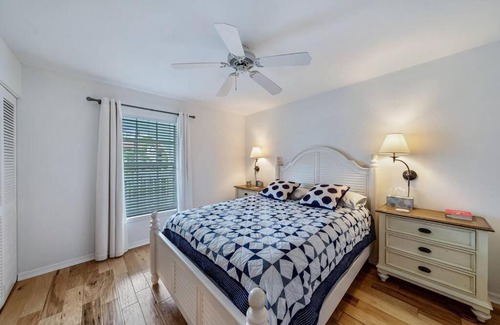 Gleneagles Apartment | Adorable Condo in Naples