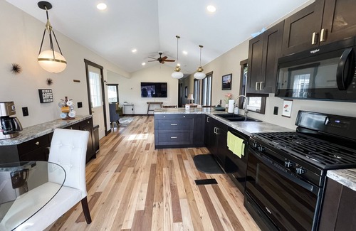 Trempealeau Cottage | Adorable Cottage on GREAT Fishing Lake