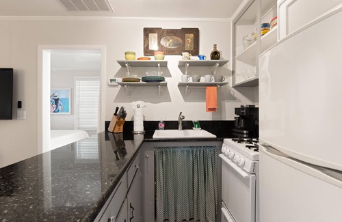 East Beach House | Adorable East Beach 1-bedroom cottage. Perfect little hideaway!