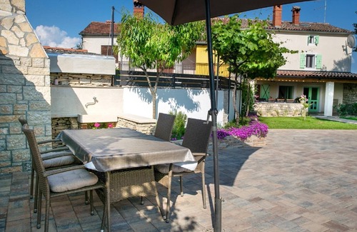 Krmed House | Adorable holiday home with pool and terrace
