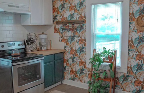 Hadley - Washington House | Adorable home with convenient access to Nashville