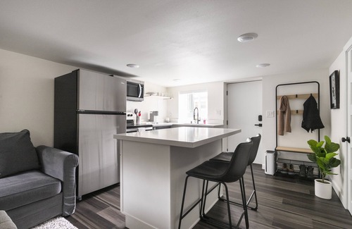 Madrona Apartment | Adorable Madrona 1bd/1bath
