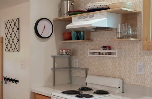 Powderhorn Apartment | Adorable newly built 1-bedroom guesthouse with Sauna