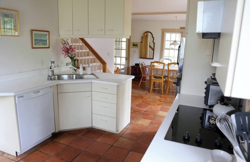 Eel Point Cottage | Adorable, quiet 3-bedroom cottage in Madaket, Nantucket