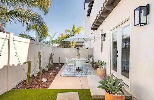 Rancho Penasquitos Apartment | Adorable studio with easy parking on the street. Ask if you need driveway.