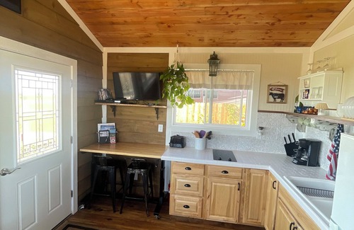 Prescott Valley Cabin | Adorable Tiny house on small farm, fresh eggs and seasonal produce daily .