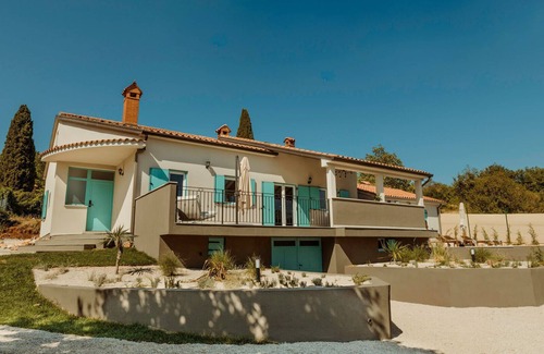 Oprtalj Villa | Adorable villa with pool
