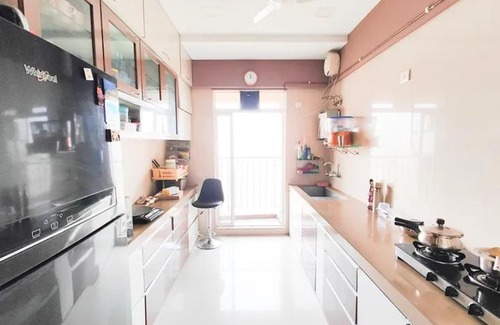 Imphal Bed & Breakfast | Adrine Market Home