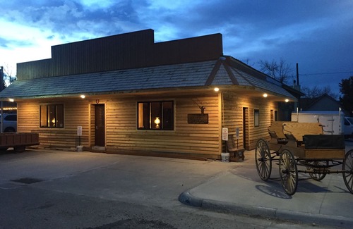 Buffalo Apartment | Adults 25 plus Only, Creekside Vacation Rental 1, Downtown Historic CITY APPROVE