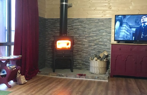 Boston Cabin | Adults only Beautiful Log Cabin near Boston & Skegness