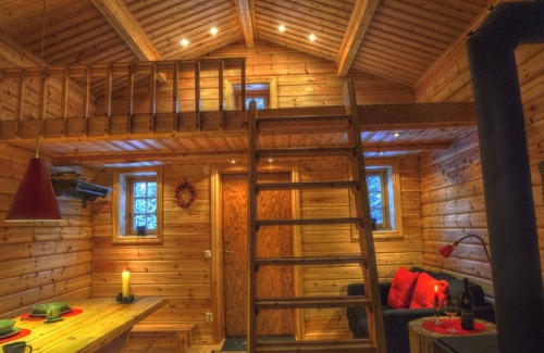 Sorsele House | Adventure and relaxation in the enchanting nature of Lapland!
