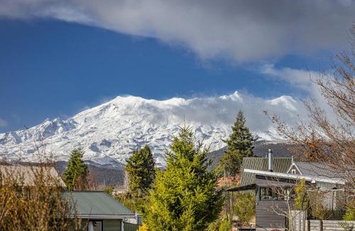 National Park Village House | Adventure Seekers Lodge - National Park Retreat