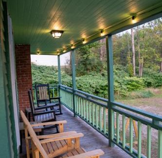 East Burke House | Adventurer's Home by Kingdom Trails and Burke Mtn
