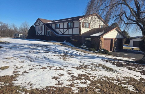 Lairdsville House | Adventures on Acre-a charming 3-bedroom home in quiet neighborhood