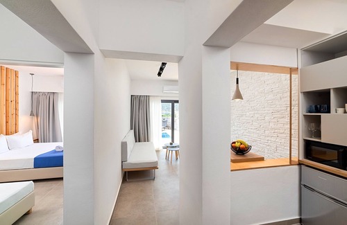 Istron House | Aelia Suites