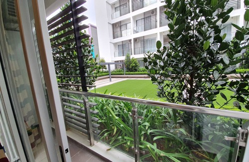 Kampung Sembulan Baru Apartment | Aeropod K.K. Sabah - PARIS Themed The City of Love