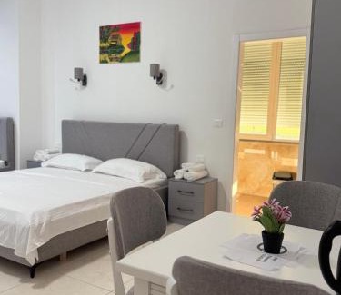 Preze Hotel | Aerostay Hotel