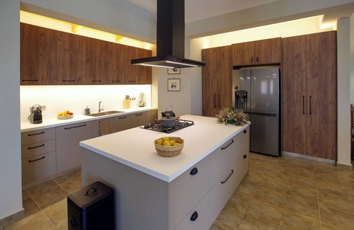 Melissopetra House | Aether Panorama Pool Retreat