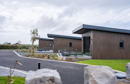 Llangefni Cottage | Aethwy Lodge - sleeps 4 guests in 1 bedroom