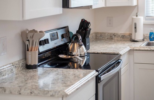 Lakeland Apartment | Affordable 1 Bedroom/1 Bath, Pet friendly & Free Wifi/Coffee