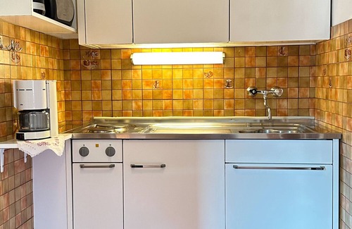 Zell am Ziller Apartment | Affordable apartment in Zell am Ziller close to the ski area. Ski bus 50 m away!