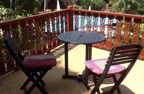 Bang Po Villa | Affordable beachside luxury in a beautiful intimate setting.