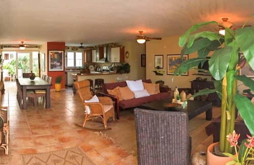 Cabezas Condo | Affordable & Beautiful Dream Condo with a private pool near Seven Seas Beach