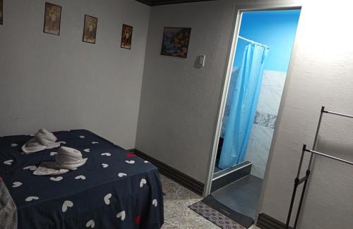 Clarin Bed & Breakfast | Affordable bedspacer good for 8 with breakfast