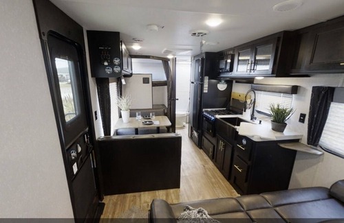 Waxahachie House | Affordable Getaway For You