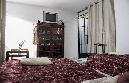 La Luz House | Affordable Hosting in Lima Perú, we can accommodate 9 guests for this price.