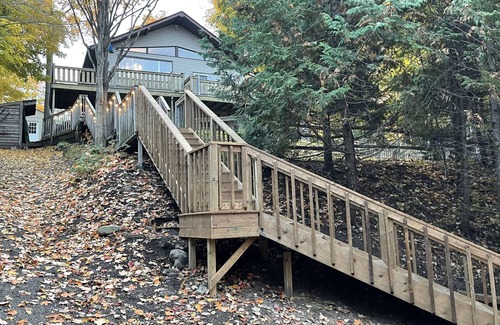 Selwyn Apartment | Affordable Lake-view golfers suite w/firepit, grill, close to parks & beaches