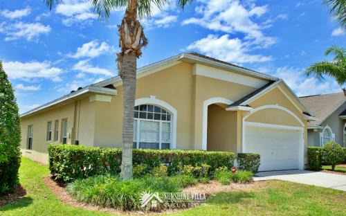Four Corners House | Affordable Luxury Home Near Walt Disney World - Sunshine Villa at Glenbrook Resort, Orlando, Florida