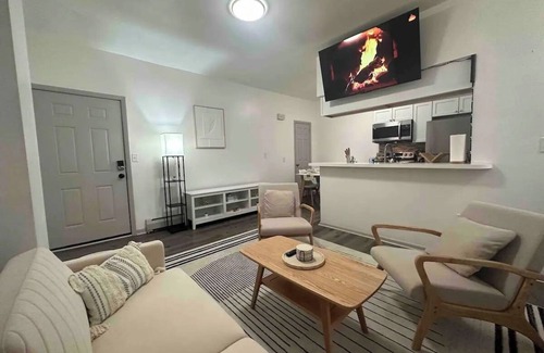 Rotterdam Apartment | Affordable Stay in Schenectady-A1