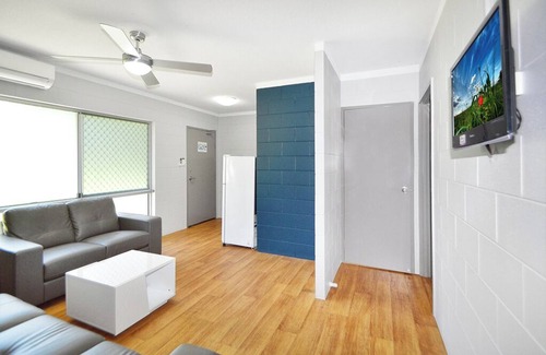 Smithfield Apartment | Affordable tropical stay with all meals - 1 bedroom unit