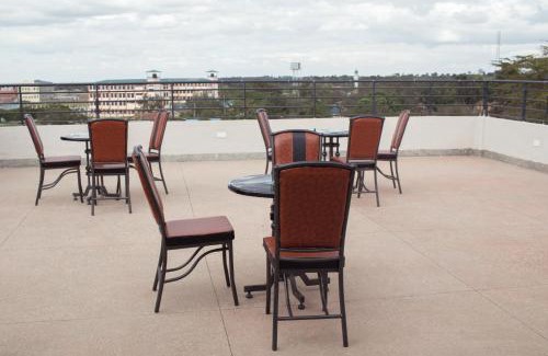 Naro Moru Apartment | Africa One Hotel
