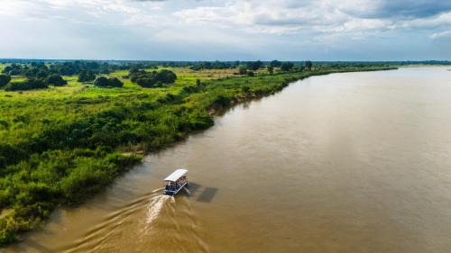 Selous Game Reserve Cabin | Africa Safari Nyerere