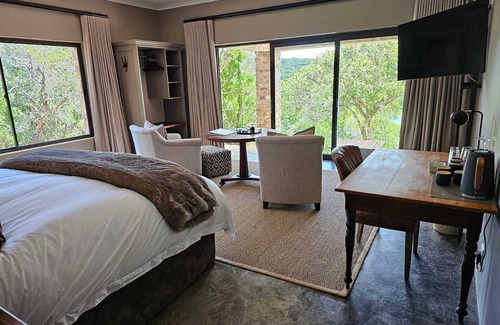 Grahamstown Cabin | African Safari Lodge