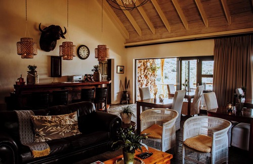 Grahamstown Cabin | African Safari Lodge