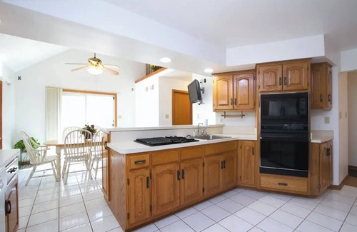 University Park House | Agape Green Estate for Vacationers and Visionariesnn