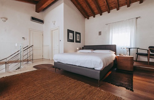 Badia Calavena Bed & Breakfast | Agata, room with bathroom.Villa Riva, tranquility,at the foot of the Little Dolomites.