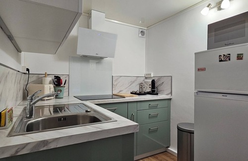 Antheor Apartment | Agay-Anthéor: garden level, sea and mountain views