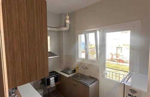 Agii Theodori Apartment | Agioi Theodoroi Beach view Modern Apt