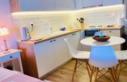 Agios Ioannis Apartment | Agios Ioannis luxurious beachfront studio