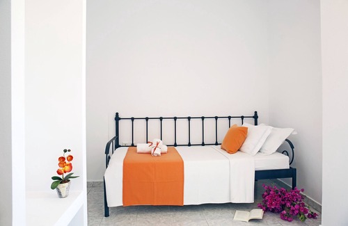 Scala House | Agistri Apartments