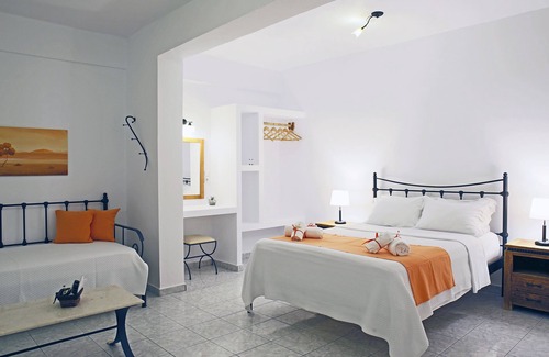 Scala House | Agistri Apartments