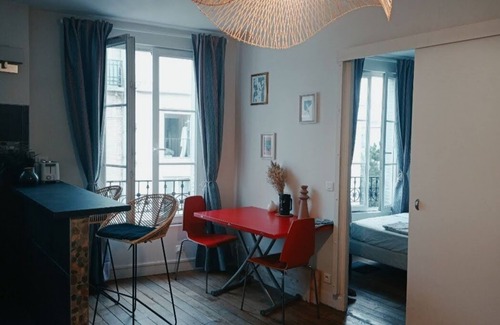 Pantin Apartment | Agréable Appartement Lumineux et Central à Pantin, à 3mn du Métro Parisien !