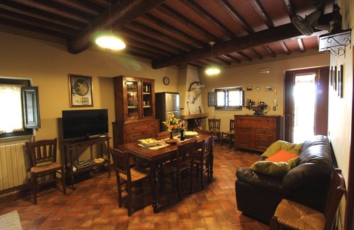 Loro Ciuffenna Villa | AGRITURISMO CA DI VESTRO - CA DI VESTRO