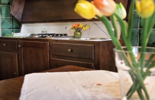 Isola del Piano Bed & Breakfast | Agriturismo Girolomoni - Monastero