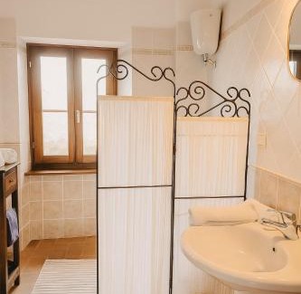 Campello sul Clitunno House | Agriturismo Pettino