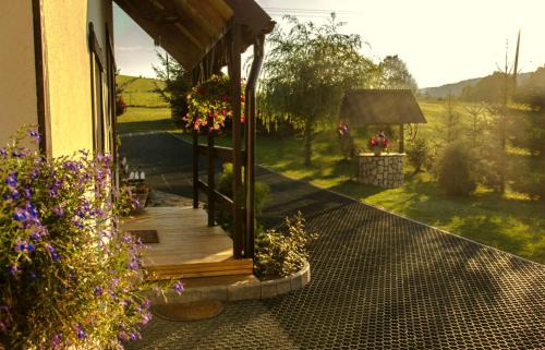 Baligrod Ski Chalet | Agronoclegi w Bieszczadach ,Na Równi"